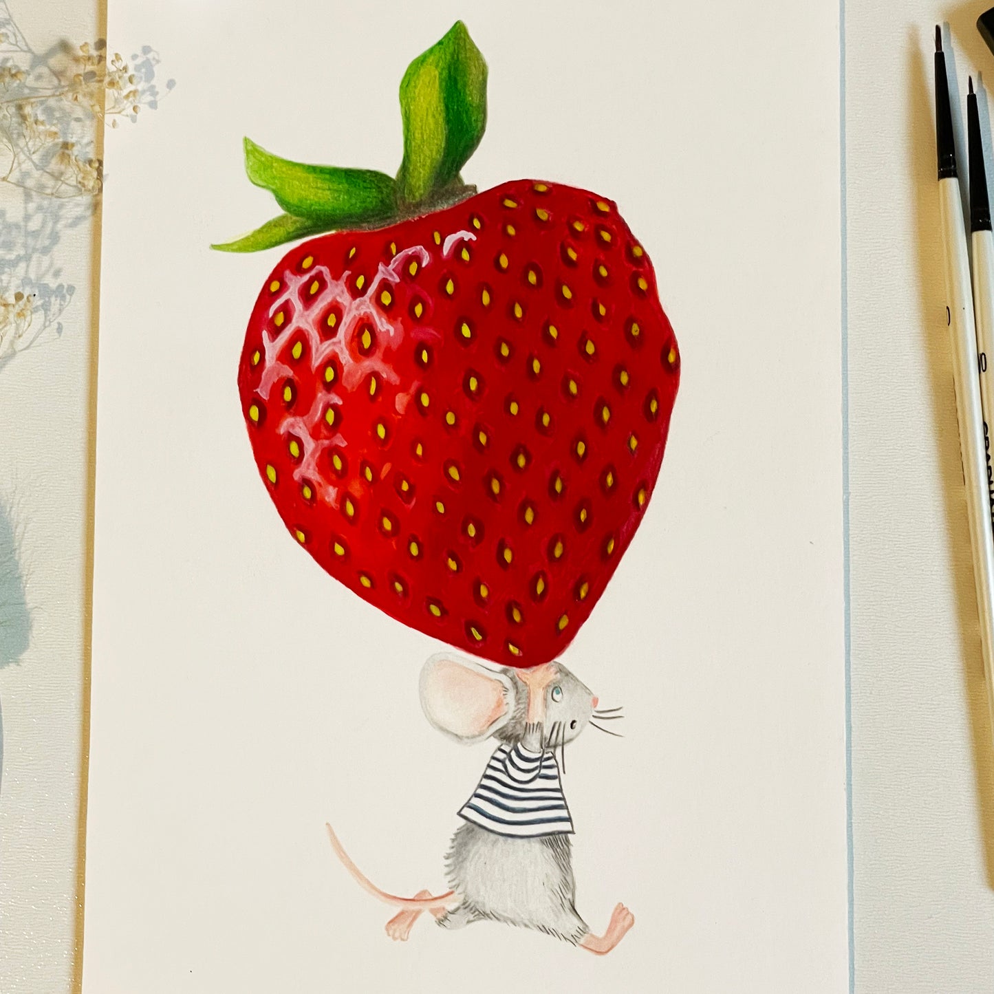 Illustration originale ⭑ La souris qui court avec sa fraise